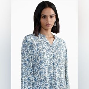 UtsaUtsa by Westside Floral Printed Indigo Short Kurta M